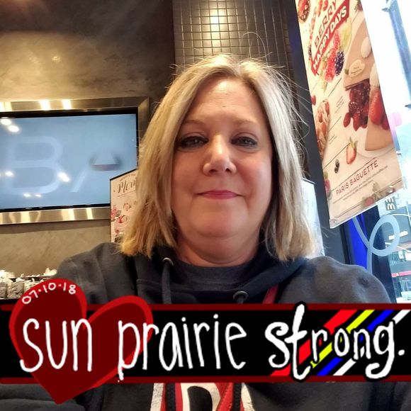 Meet your Posher, Terri - Picture 1 of 1